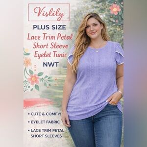 153. Vislily Lace Trim Petal Short Sleeve Casual Eyelet Tunic NWT